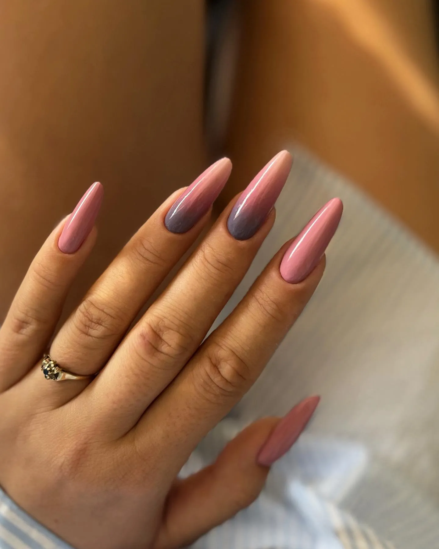 Lipstick Nails