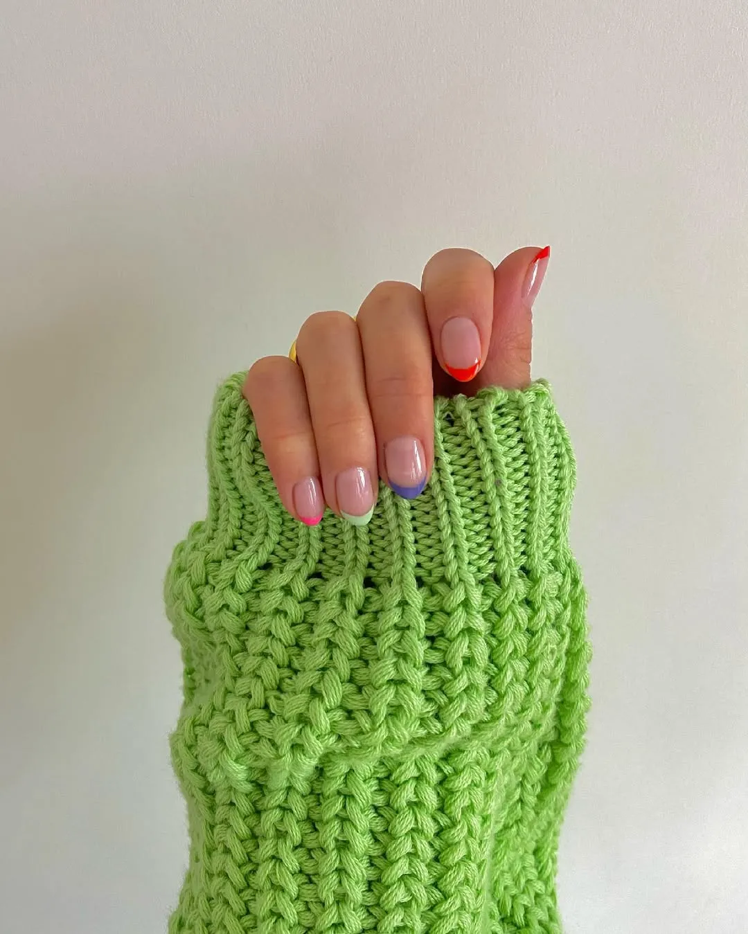 Subtle Rainbow French
